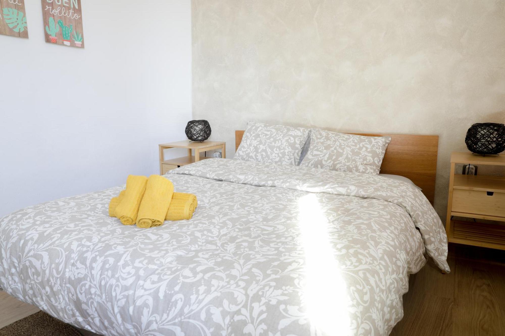 Apartamento Renovated, Chic And Stylish In The Center Of Valencia Exterior foto